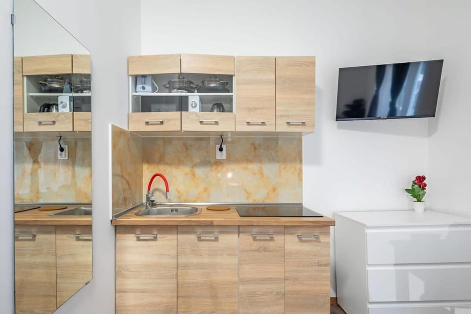 Central NEW Studio - Simple Stay Apartment in Budapest