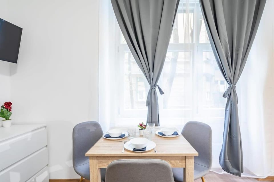 Central NEW Studio - Simple Stay Apartment in Budapest