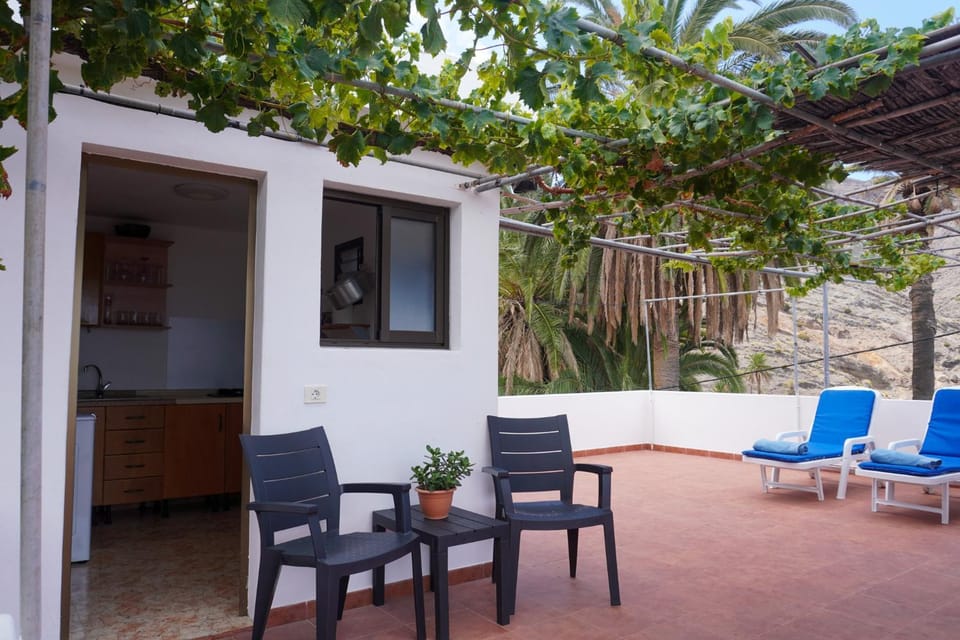 Balcony/Terrace, Dining area