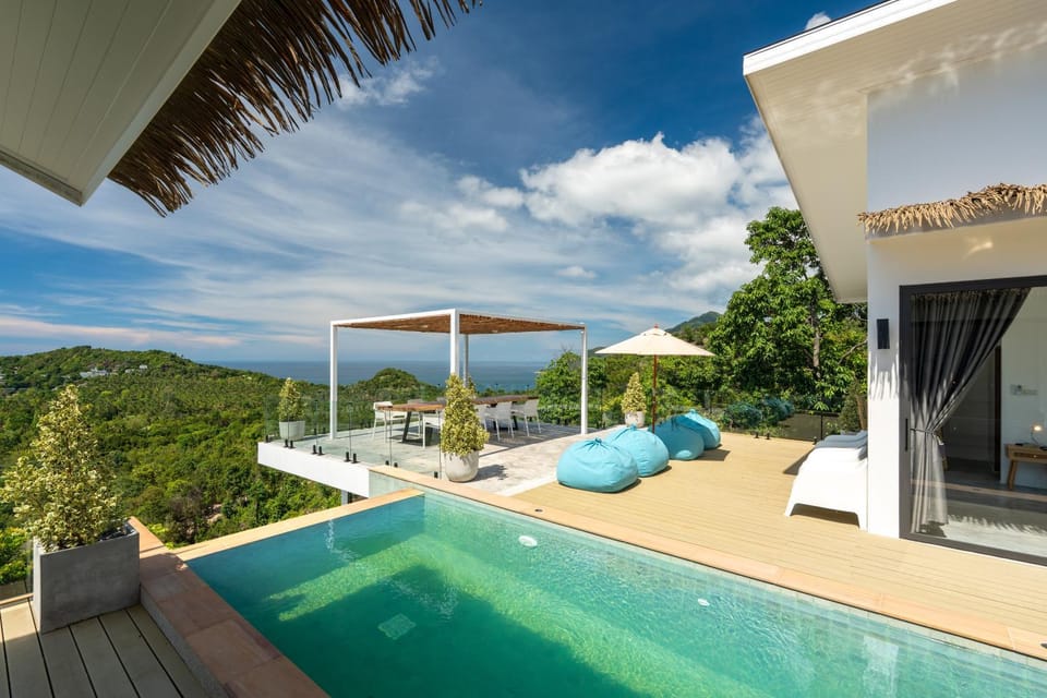 Natural landscape, Balcony/Terrace, Mountain view, Swimming pool
