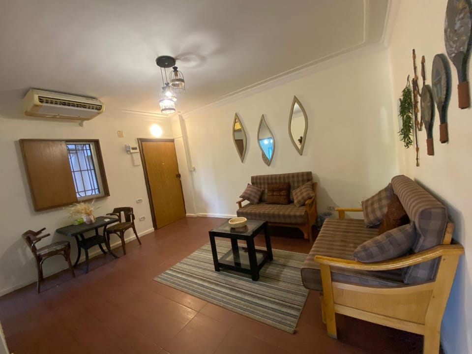 Living room, Seating area, Dining area, air conditioner