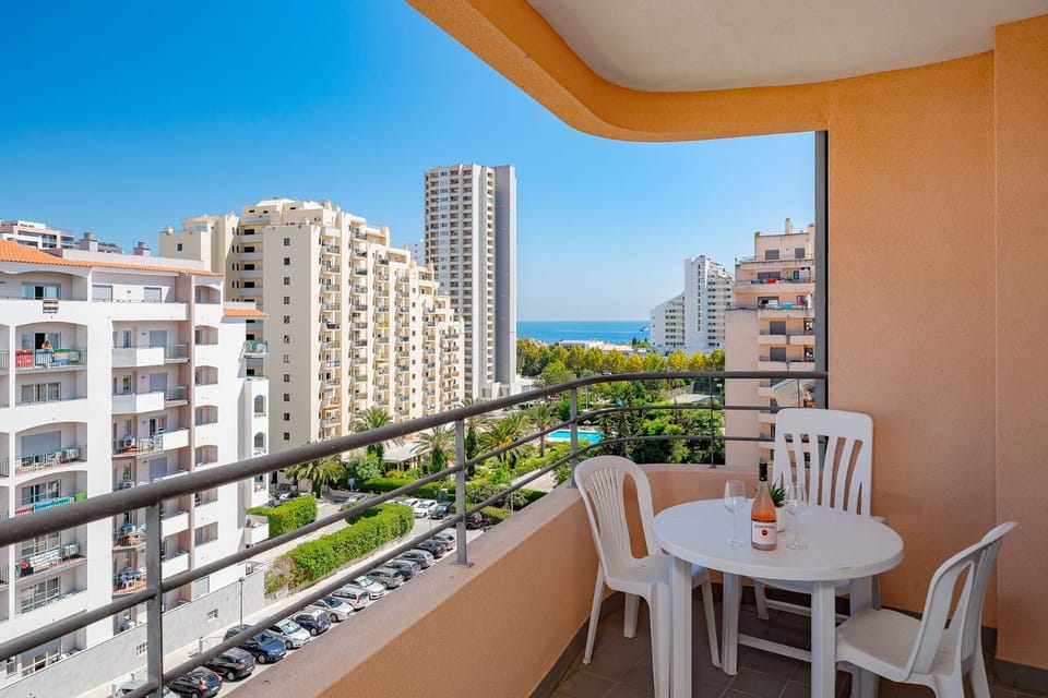 Off site, Balcony/Terrace