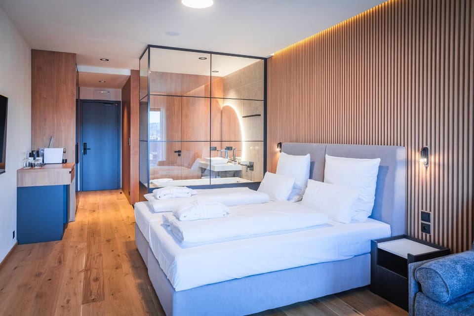 Bed, Bathroom, Bedroom