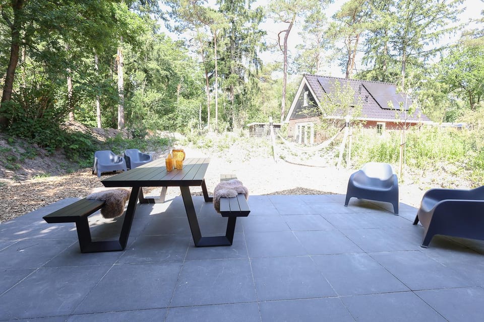 Property building, Garden, Garden view, Garden view, Area and facilities