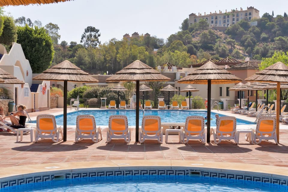 Property building, Natural landscape, Mountain view, Pool view, Swimming pool