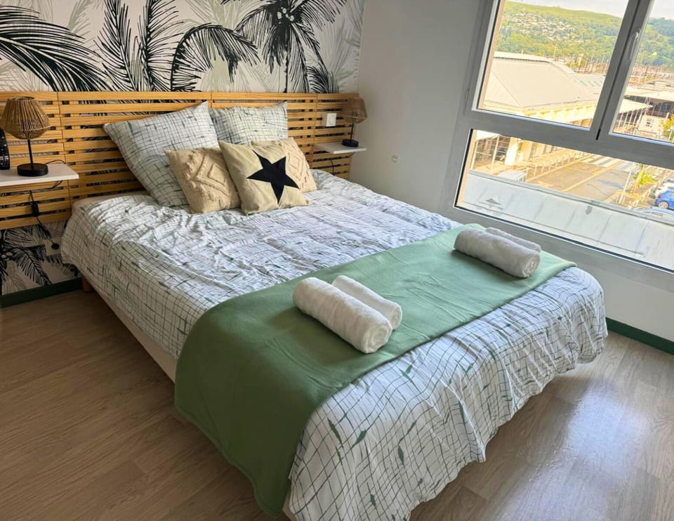 Oasis - Wifi, Clim, Vue, Équipé Apartment in Lourdes