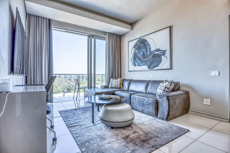 The Capital on the Park-Luxurious 8th Floor Sandton Apartment Apartment in Sandton