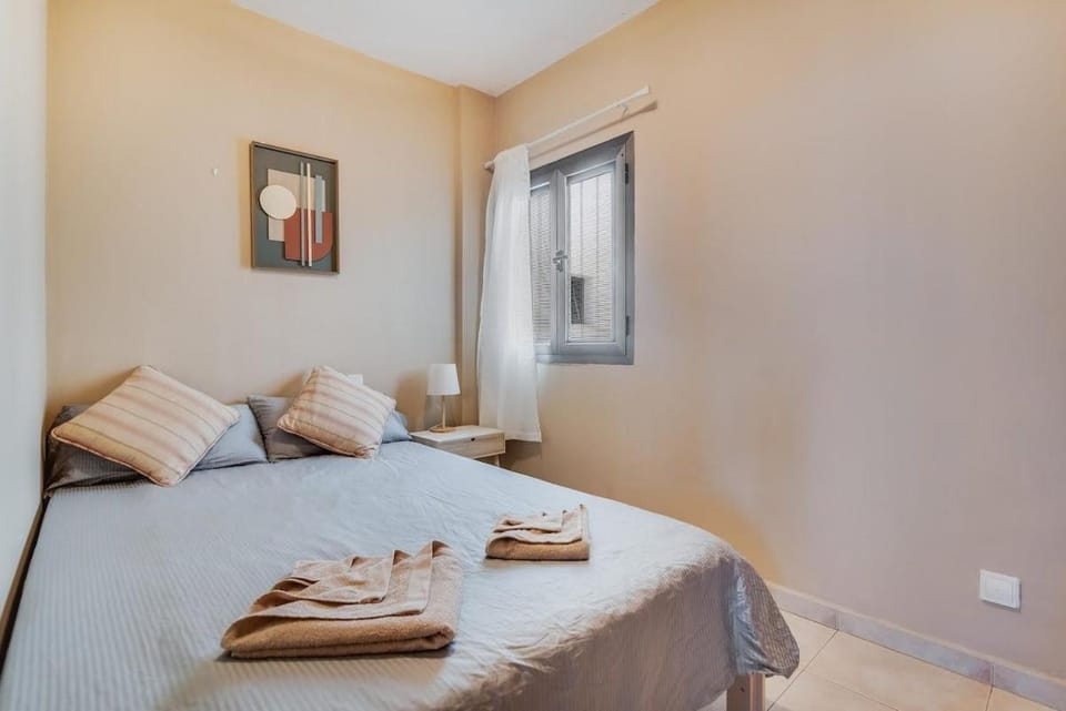 Spacious Two Bedroom Apartment with Terrace right on the Surf Beach Apartment in Las Palmas de Gran Canaria