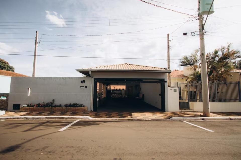 Casa Centro 20m Rio Ar e garagem House in Brotas