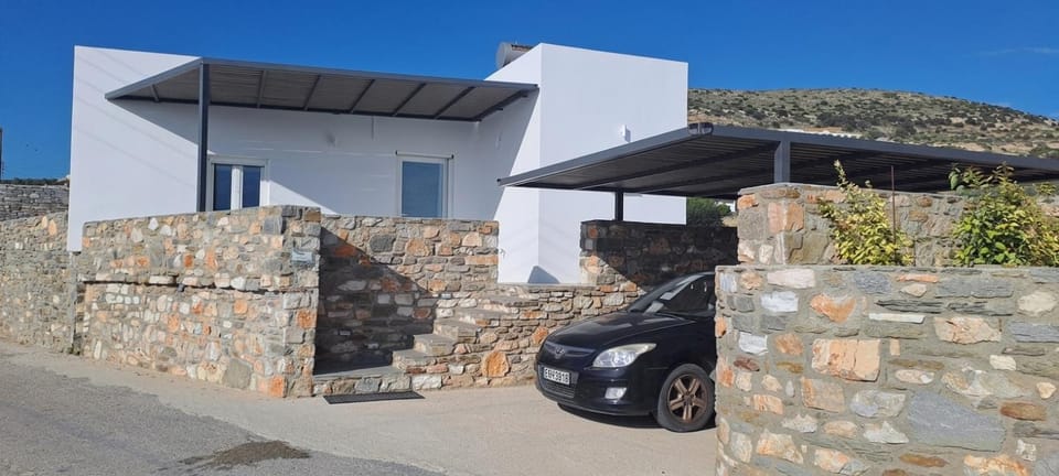 Small Villa 4 two House in Paros, Greece
