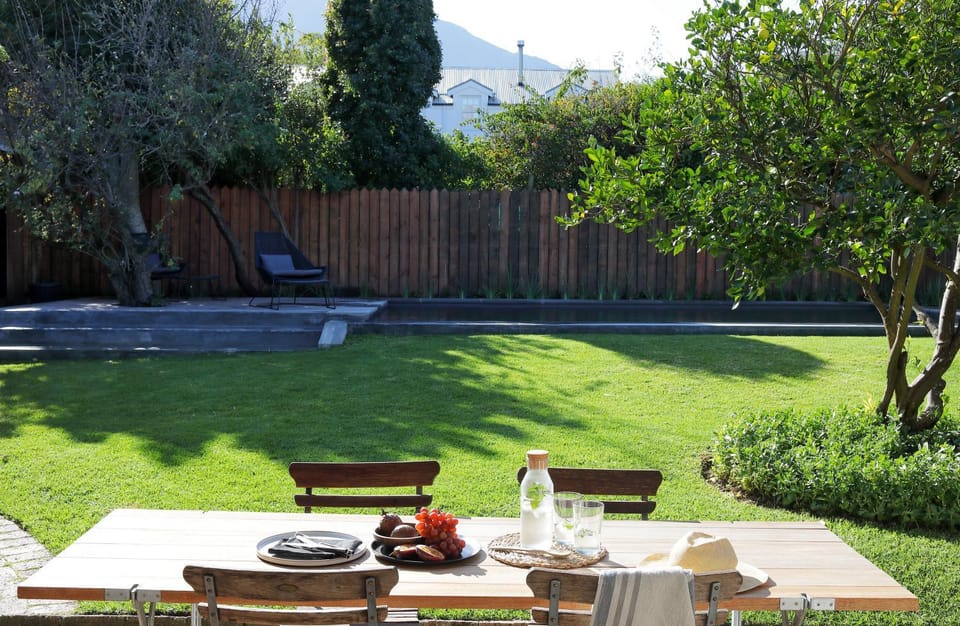 Garden, Swimming pool