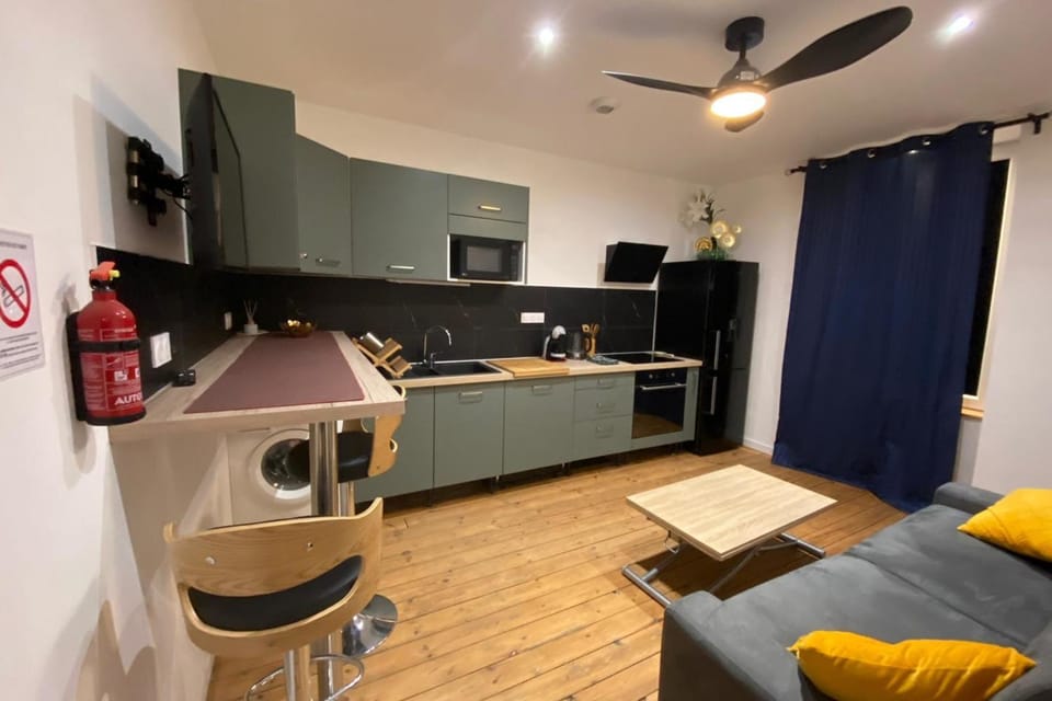 19B - Le Bastille a cosy apartment in a great location Apartment in Nouvelle-Aquitaine
