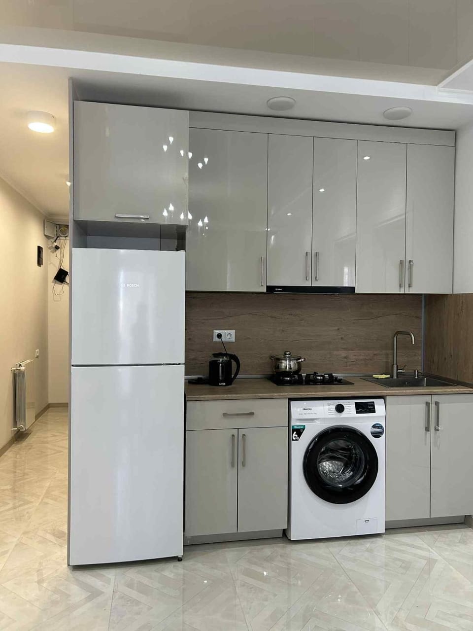 Kitchen or kitchenette