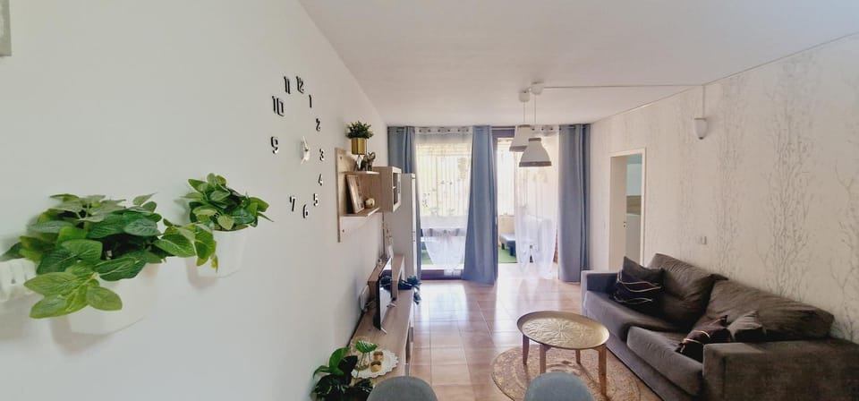 Casa GABRIEL 1 Bedroom Wifi Free Pool Apartment in Abona