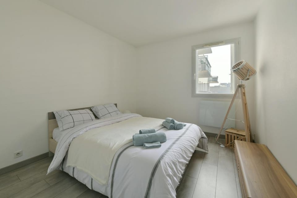 L'Hortense - Wifi - Parking - Gare Apartment in Laval