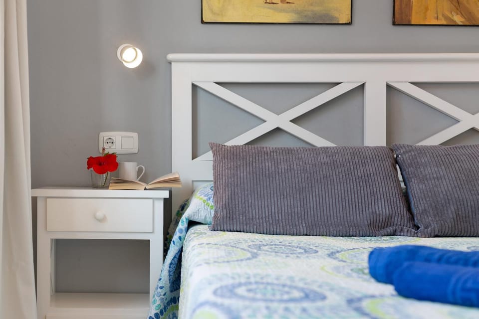 Living room, Bedroom