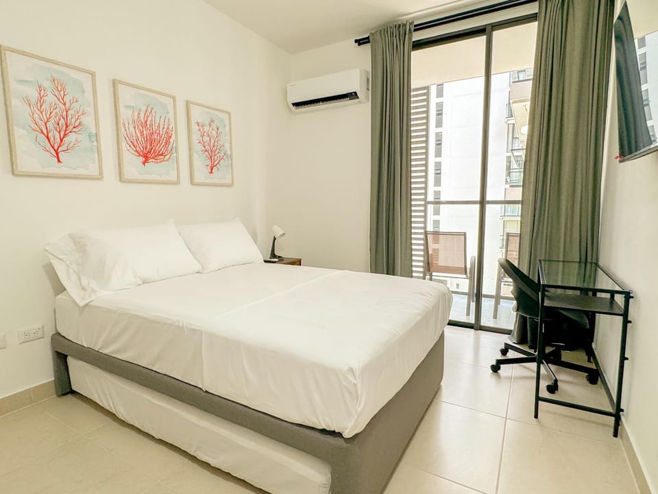 Bed, Bedroom