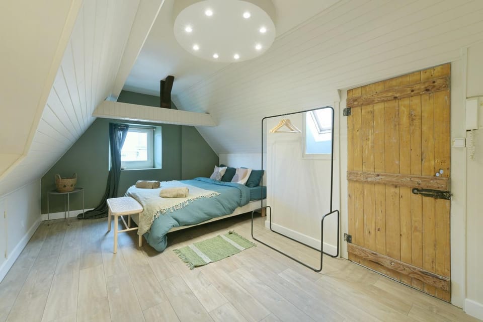 Le Mazagran - Wifi - Terrasse - Centre House in Laval