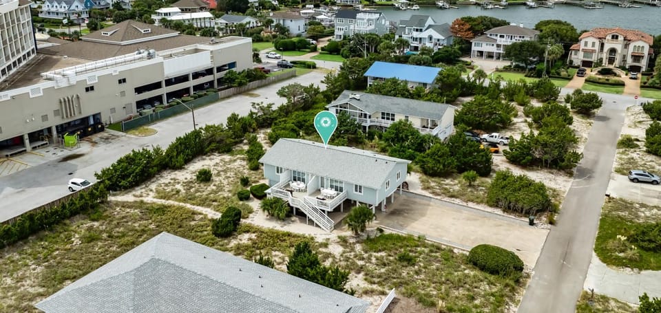 Seaview Unit B by Sea Scape Properties House in Wrightsville Beach