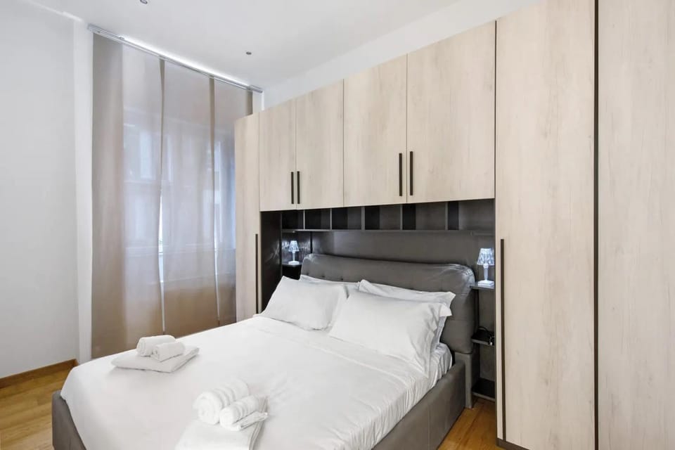 Nearby landmark, Bed, Summer, Kitchen or kitchenette, Photo of the whole room, Beach, Tennis court, Bedroom, Text overlay, Area and facilities, Entertainment, Certificate/Award, Certificate/Award, Certificate/Award, Inner courtyard view, ATM, internet, internet, locker, towels, wardrobe