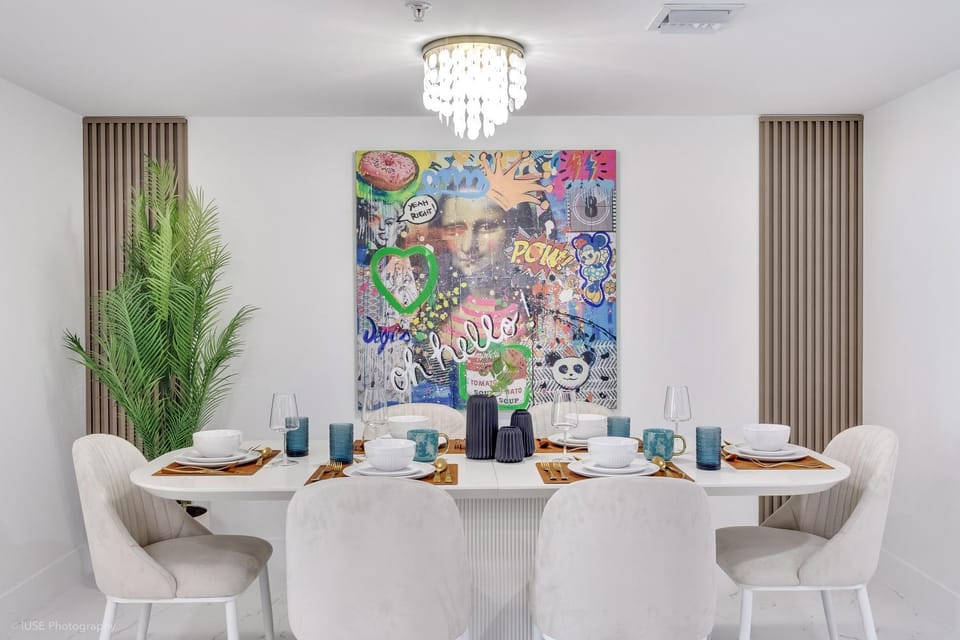 Decorative detail, Dining area