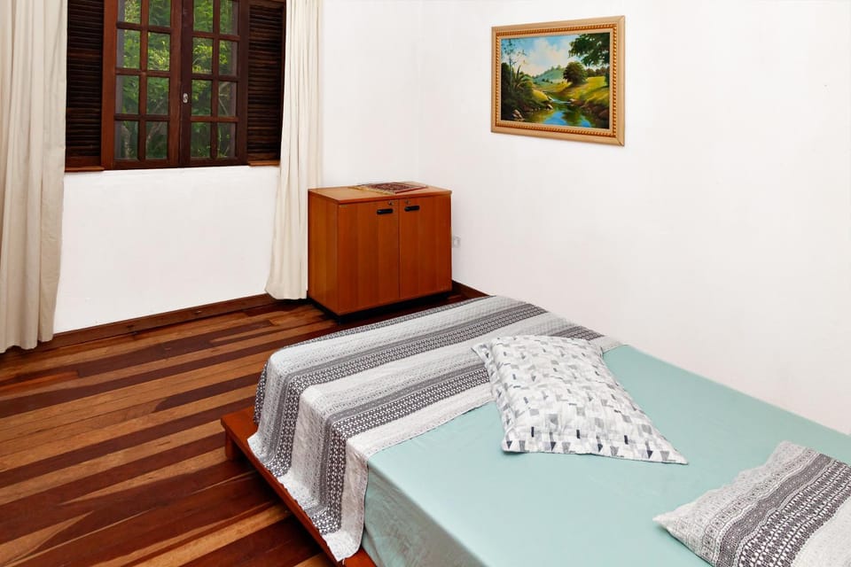 quarto Refúgio no Bosque Vacation rental in Curitiba