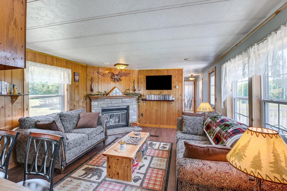 Pet-Friendly Perham Home: Fire Pit + Trail Access! House in Maine