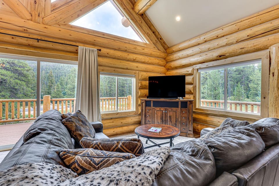 Log Cabin w/ Wraparound Deck in Breckenridge! Cabin in Blue River