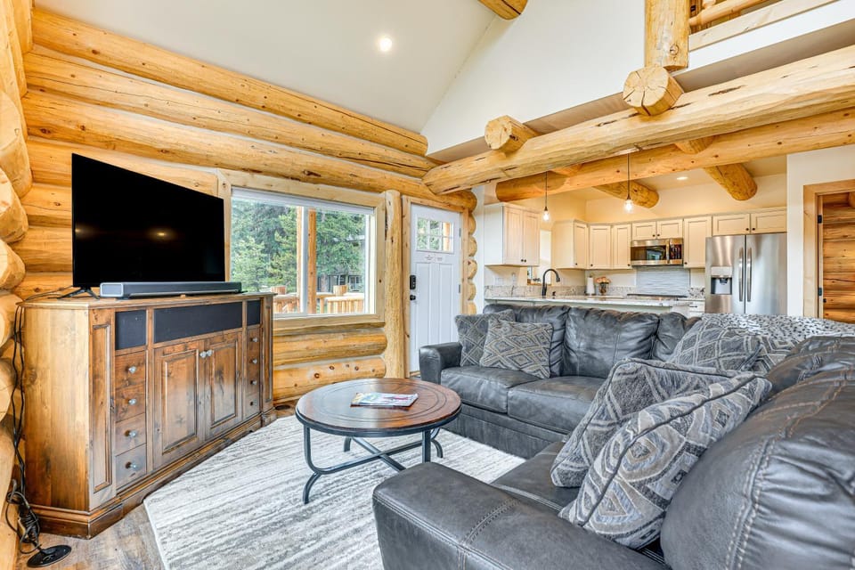 Log Cabin w/ Wraparound Deck in Breckenridge! Cabin in Blue River