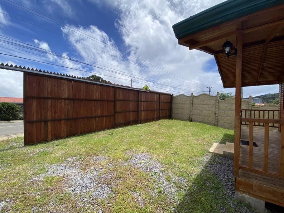 Cabaña Tulipanes - COZY cabin in an awesome place! Cabin in Cartago Province, Costa Rica