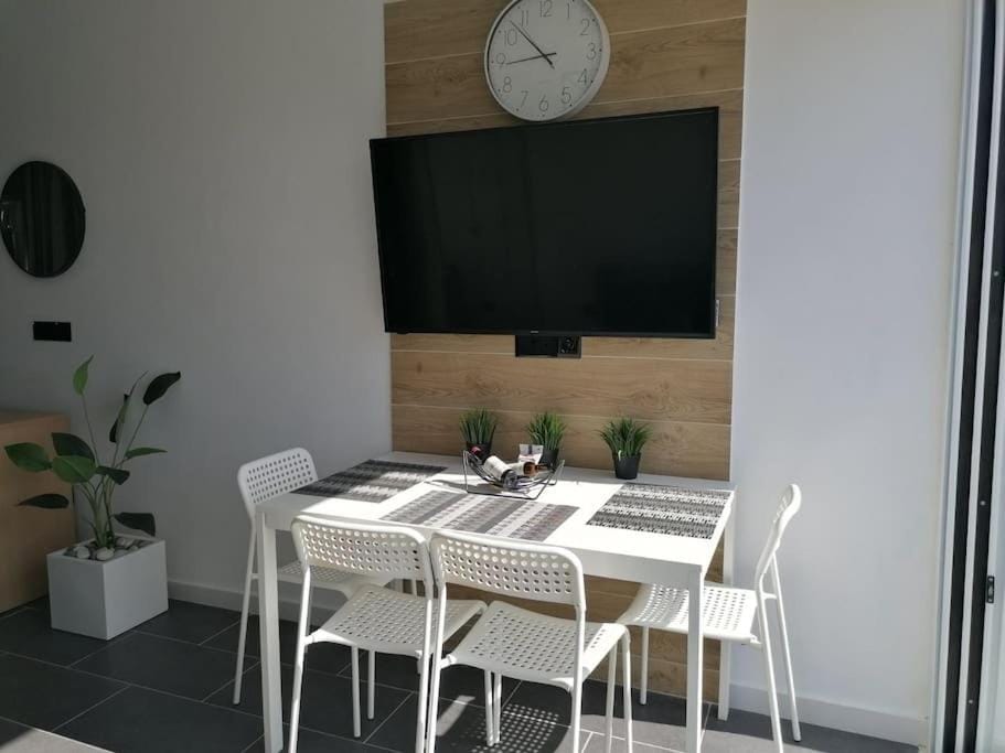 Maya's Cozy Studio Apartment in Yeroskipou