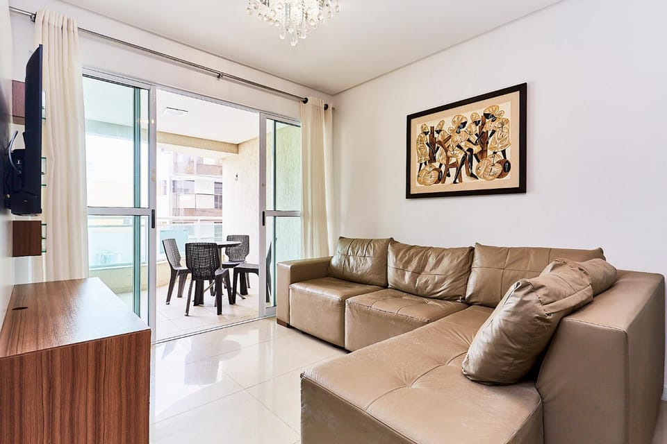 1135 Apartamento na Praia de BOMBINHAS CENTRO 20 M da Avenida Principal Apartment in Bombinhas