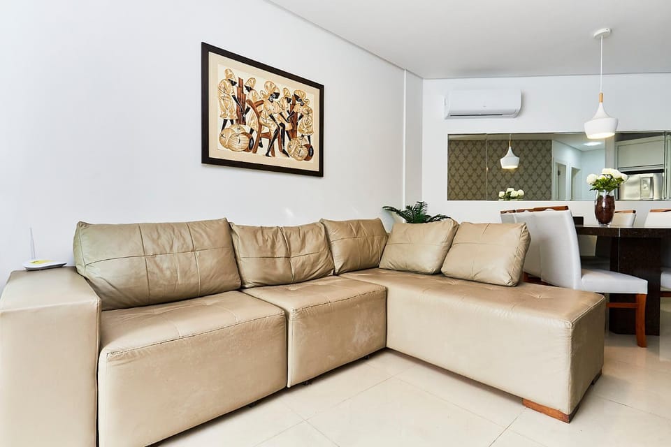1135 Apartamento na Praia de BOMBINHAS CENTRO 20 M da Avenida Principal Apartment in Bombinhas