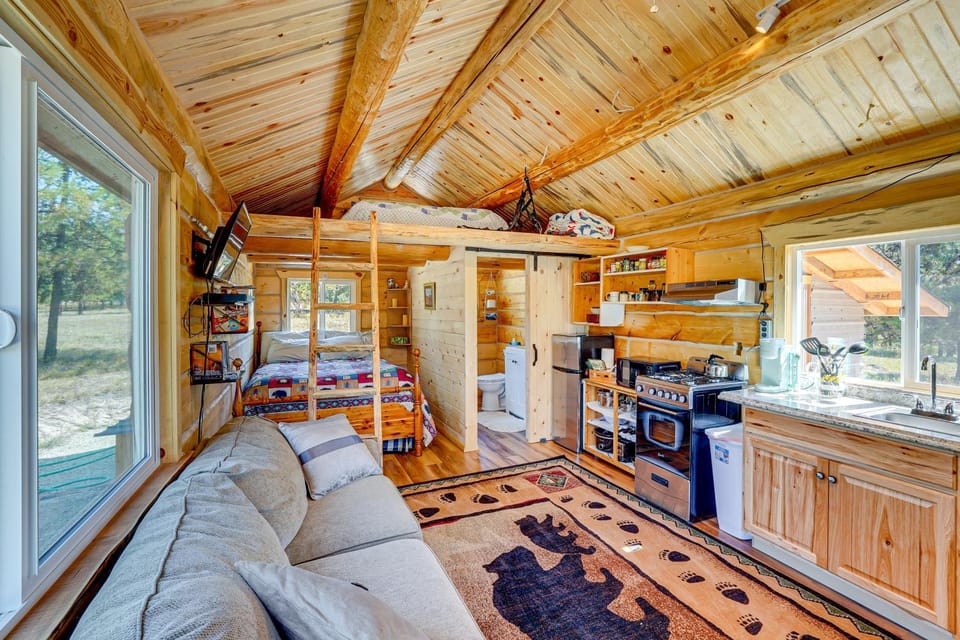 Mtn Views & Fireplace: Cozy Trout Creek Tiny Home Apartment in Montana