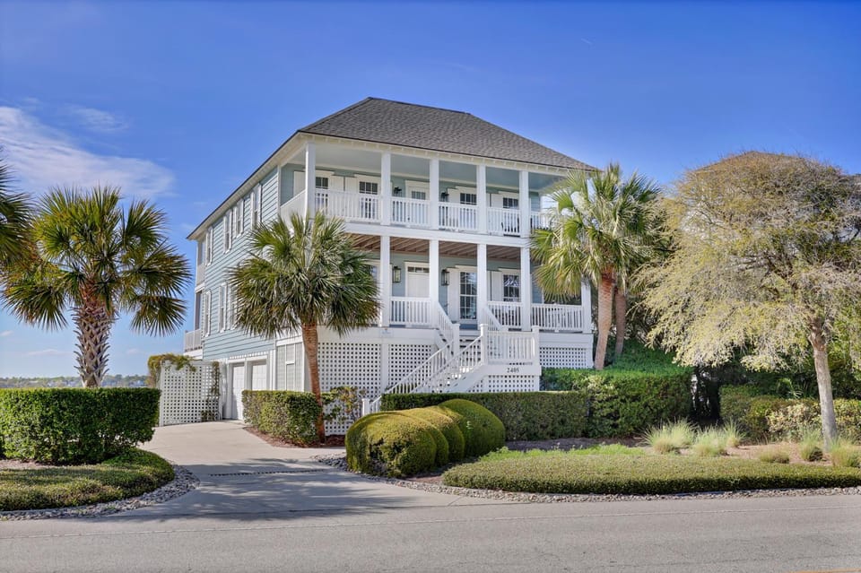 Sunset Seclusion by Sea Scape Properties House in Wrightsville Beach