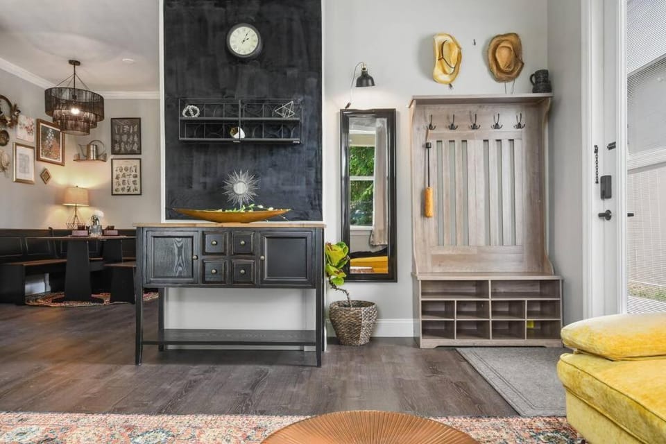 2 King En Suite Fenced Yard Pet Friendly House in Orlando