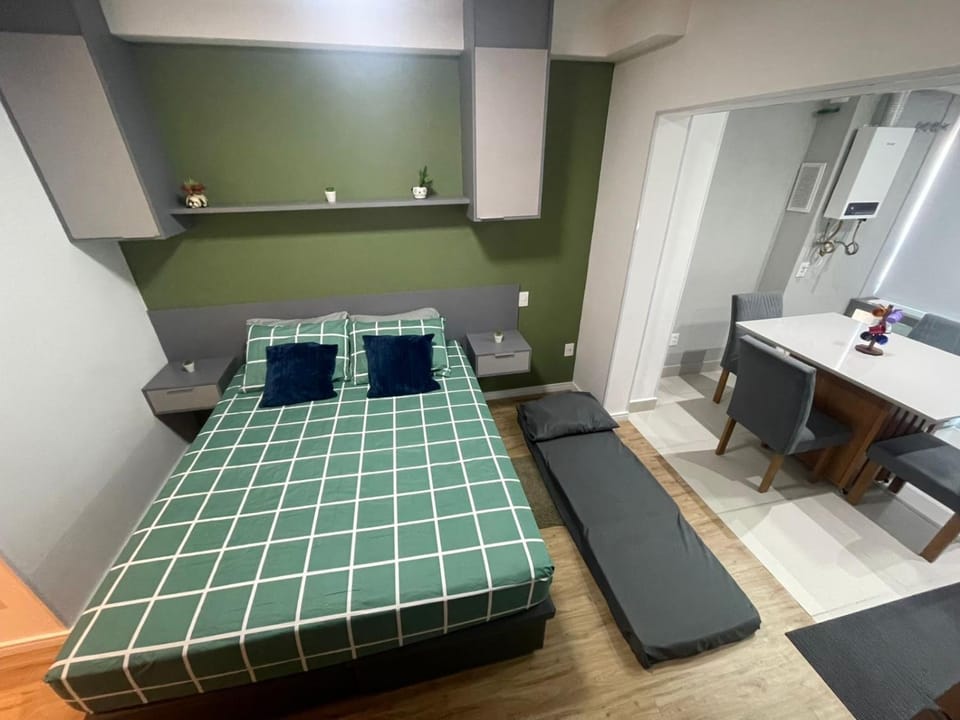 Bed, Photo of the whole room, Dining area, Bedroom