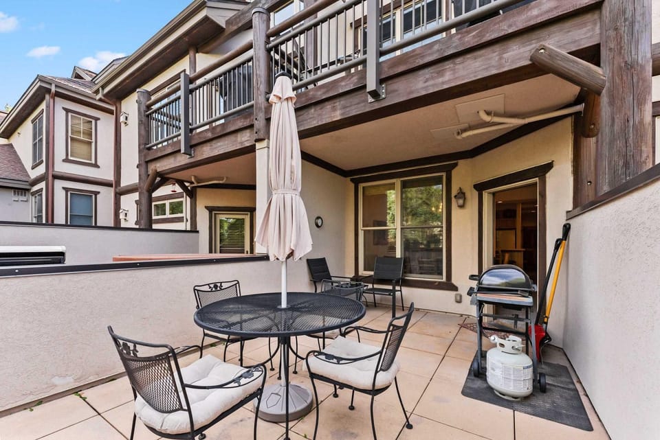 Breckenridge Condo: Large Patio & Shared Amenities House in Breckenridge