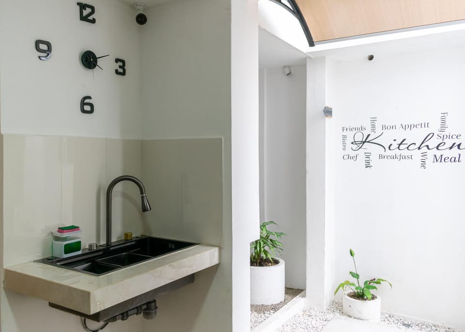 Modern and Elegant Near Tikal Futura and Miraflores H8 Apartment hotel in Guatemala City