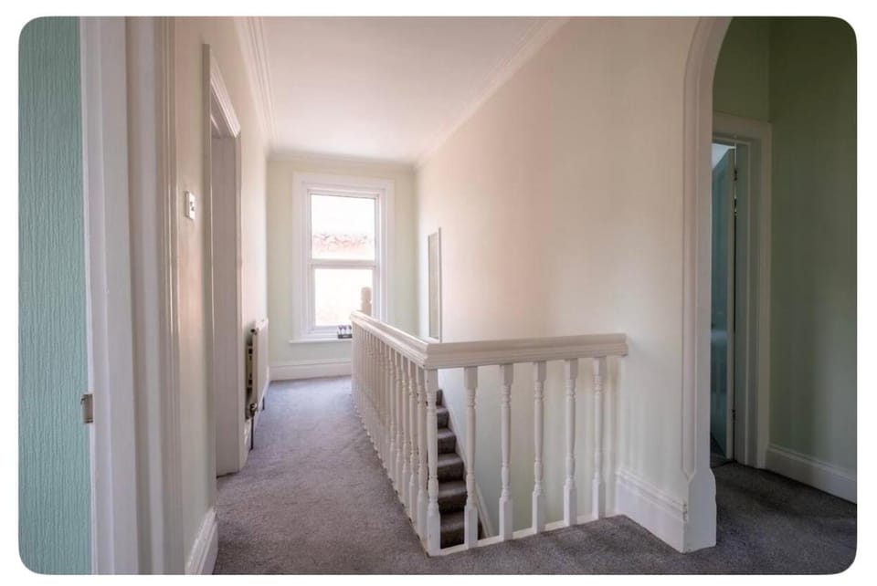 Beautiful Garden Flat in Bournemouth - First Floor Apartment in Bournemouth