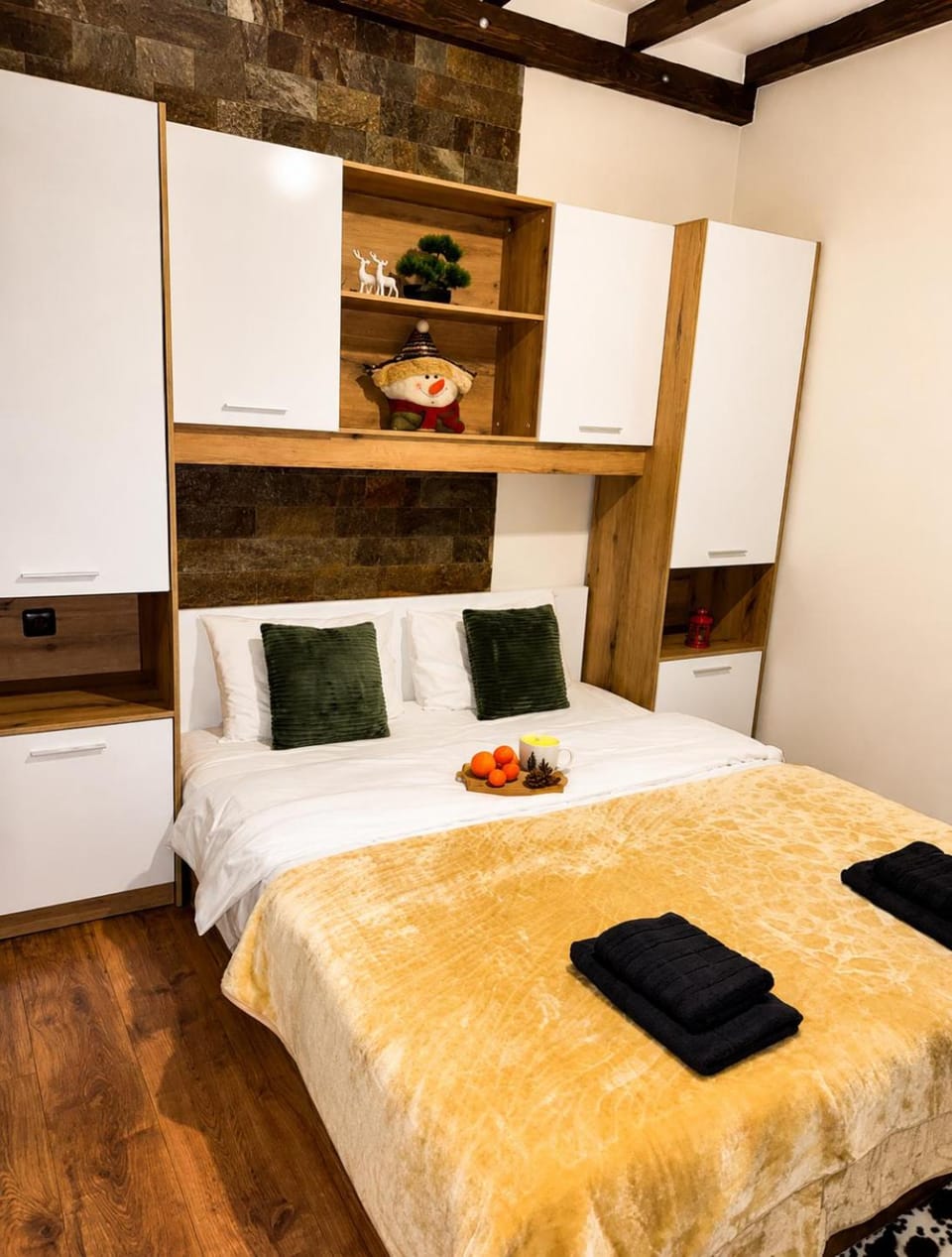Bed, Photo of the whole room, Bedroom, towels, wardrobe
