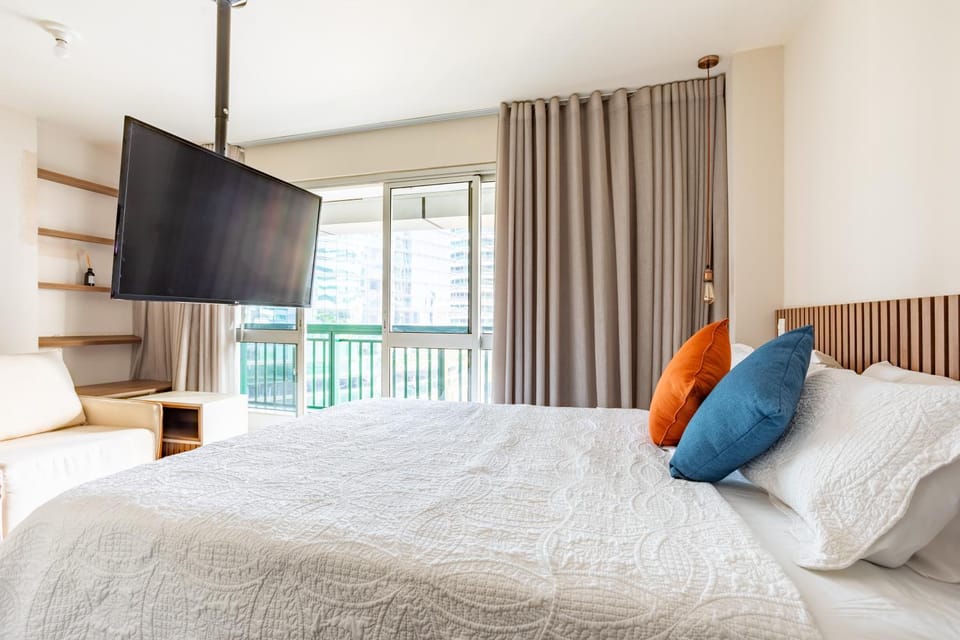 Bed, TV and multimedia