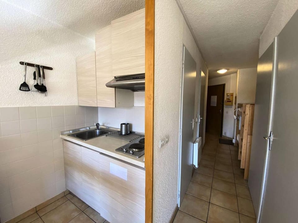 Bathroom, oven, kitchen