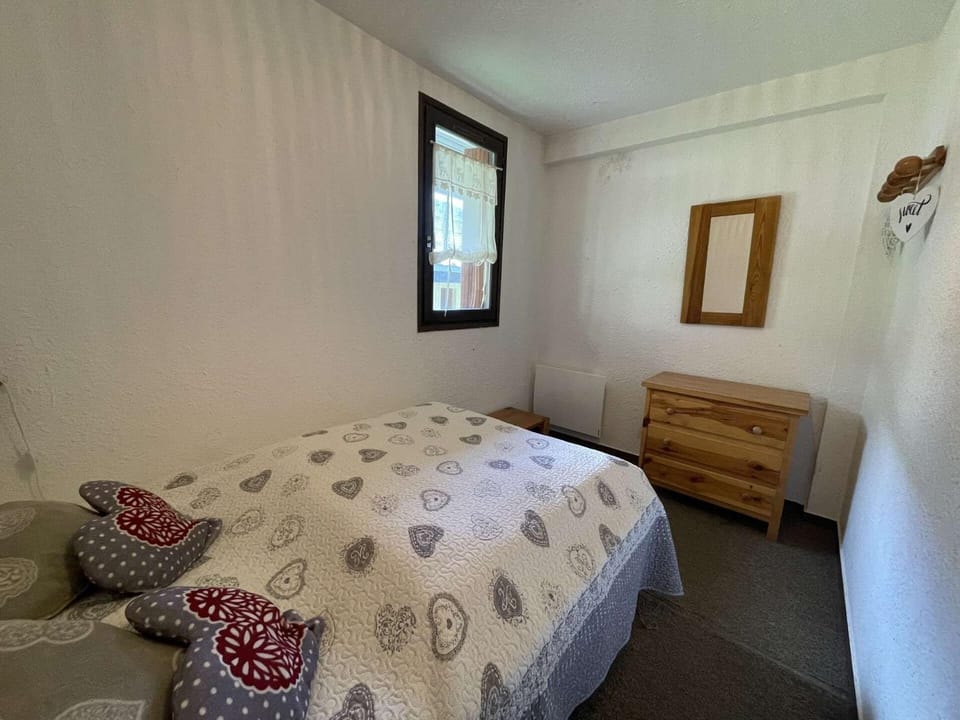 Bed, Living room, Bedroom, furniture