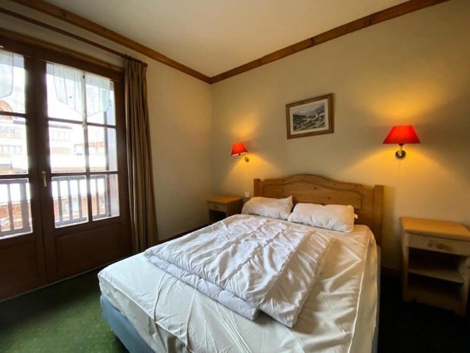Bed, Bedroom, furniture