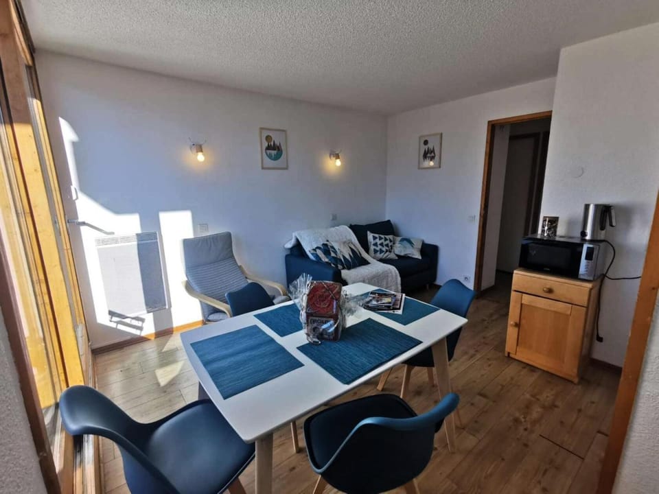 Résidence Soleil - Appartement contemporain avec vue spectaculaire dans un secteur calme MAE-5641 Apartment in Les Deux Alpes