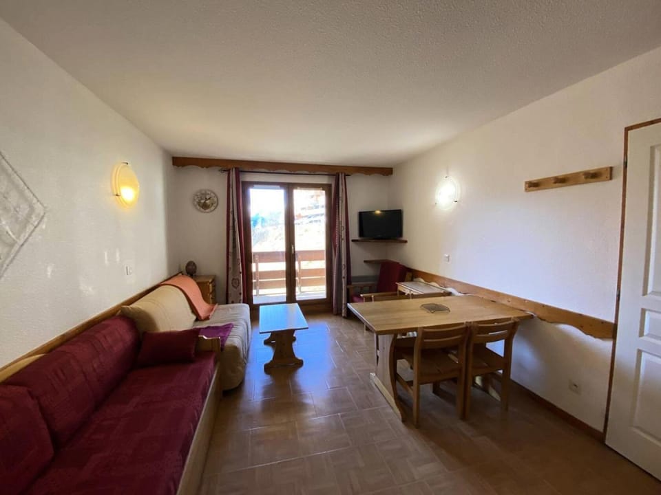 Bed, furniture, kitchen