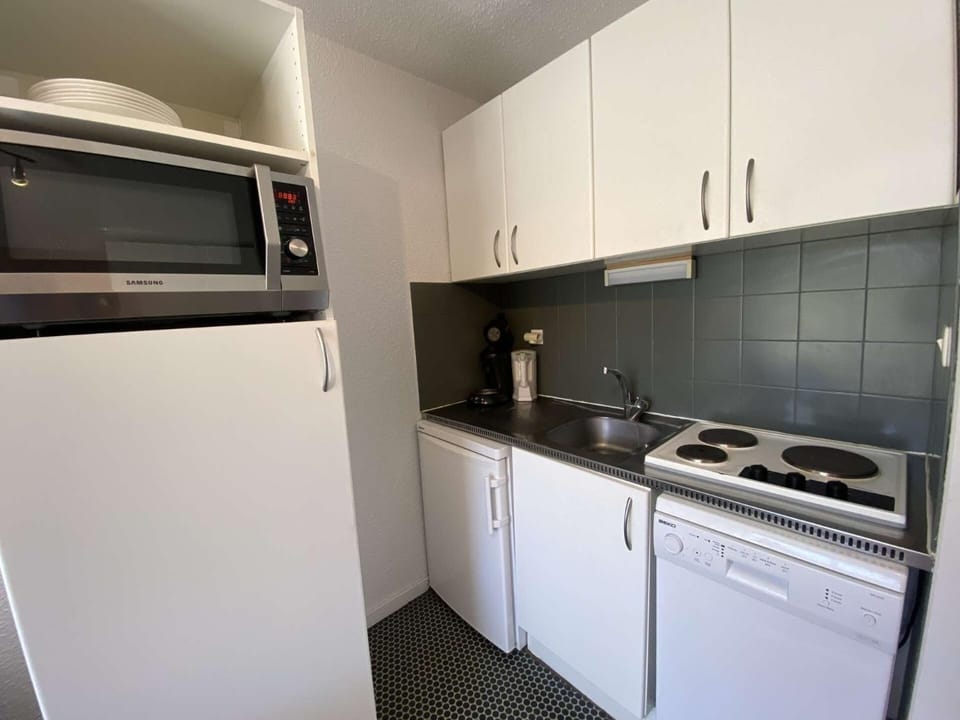 Bathroom, kitchen