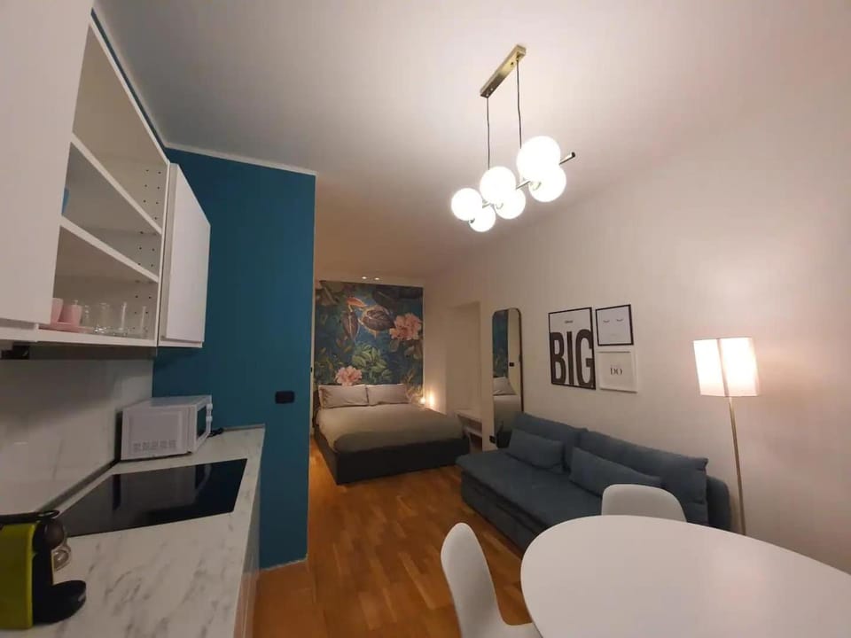Kitchen or kitchenette, Living room, Photo of the whole room, Dining area, Bedroom