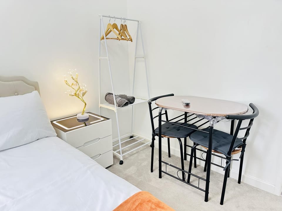 Room in Portsmouth close to Fratton Station Vacation rental in Portsmouth
